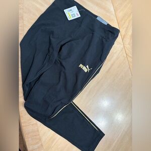 🔥 PUMA Black & Gold Leggings – New With Tags! 🔥